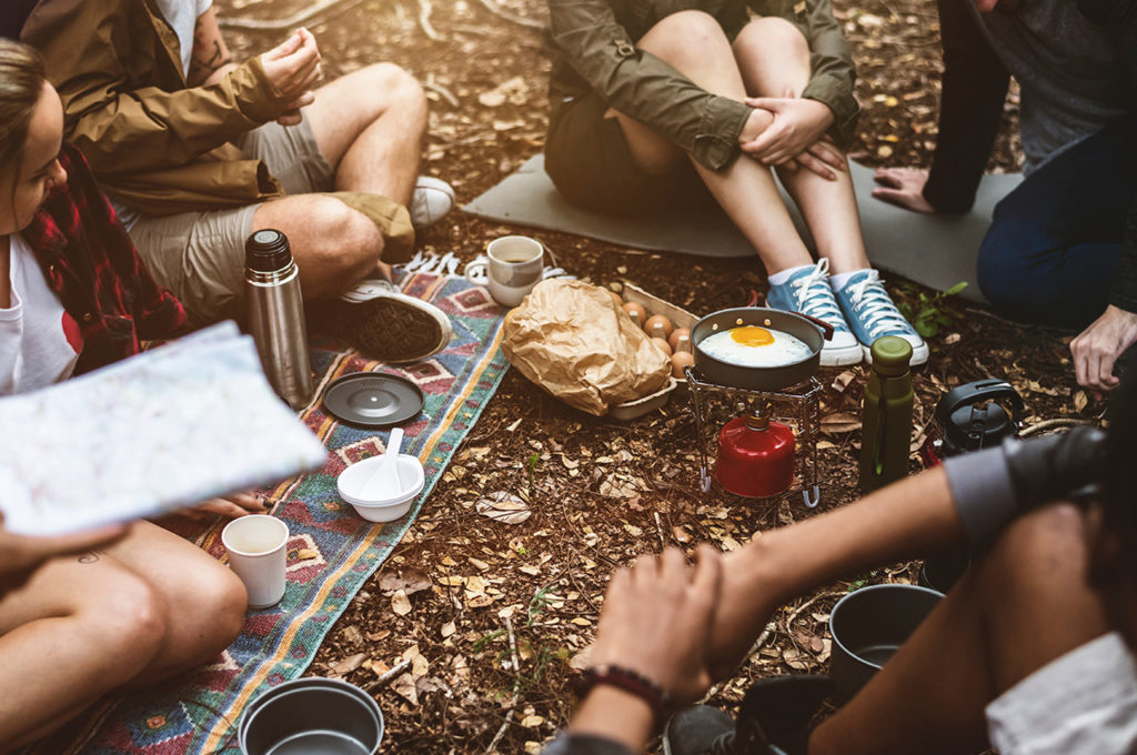 Amistades en el camping de larga estancia