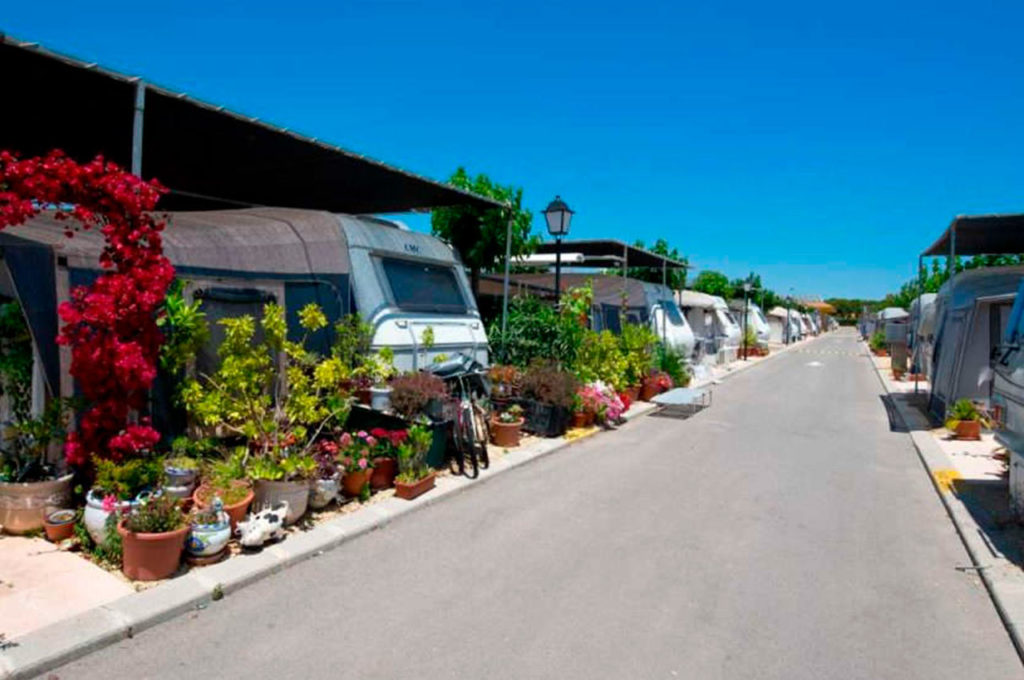 Long-stay plot hire offer at Villamar Campsite