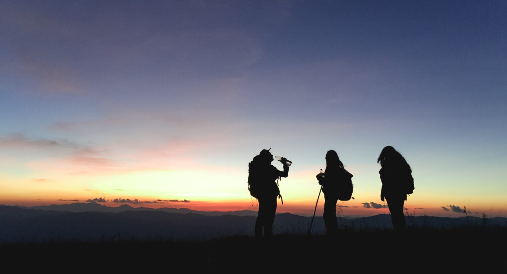 Trekking.