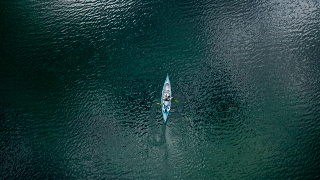 Kayak en el Mediterráneo.