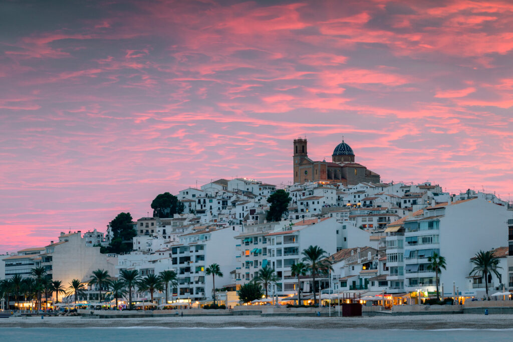 Paseo marítimo de Altea al anochecer.